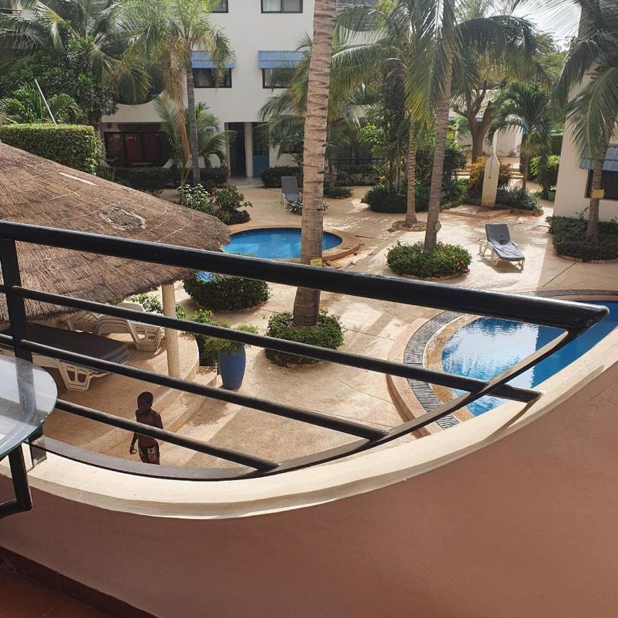 Saly Superbe Appartement Avec Piscine, Proche Centre Ville, Restaurant, Mer מראה חיצוני תמונה
