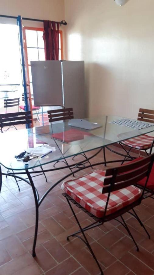 Saly Superbe Appartement Avec Piscine, Proche Centre Ville, Restaurant, Mer מראה חיצוני תמונה